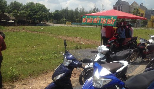 Bán Đất Dĩ An  Sổ Riêng, Thổ Cư 100% Giáp Thủ Đức Gần Cầu Vượt Linh Xuân.