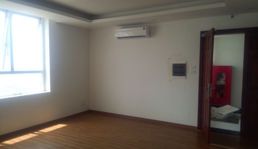 Chính Chủ Bán Gấp 20B2(64,8M) View Sông Hồng Cc 122 Vĩnh Tuy Full Nội Thất