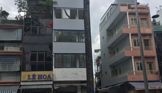 Kẹt Tiền Bán Gấp Mt Võ Văn Kiệt, Q.5, Bề Ngang: 4.7M, 4 Tầng, Chỉ 5.4 Tỷ: