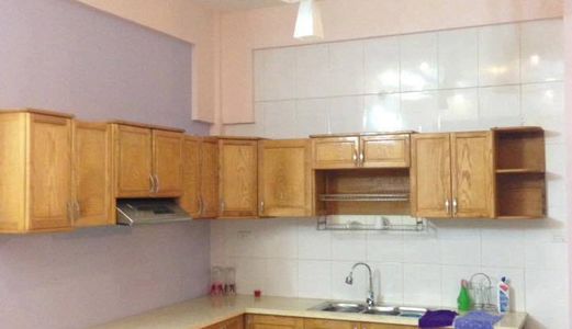 Bán Nhà Đẹp 5 Tầng, Ngõ Thông, Rộng, Gần Phố Khu Thái Hà. Giá 3.9 Tỷ