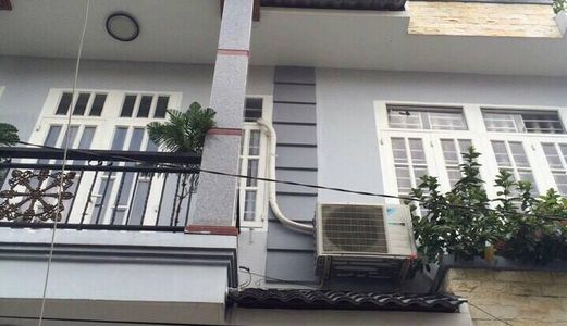 Bán Nhà Hxh Thích Quảng Đức, 104M2, 3 Tầng, 9 Tỷ, Ô Tô Vào Nhà, Trung Tâm Phú Nhuận.