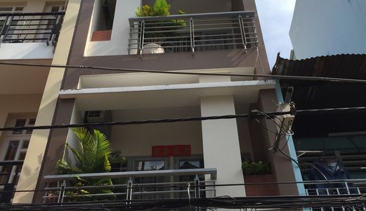 Cần Tiền Bán Gấp Nhà 3 Lầu Hxh6m Gần Mt Lý Thường Kiệt, Dt:4x14m