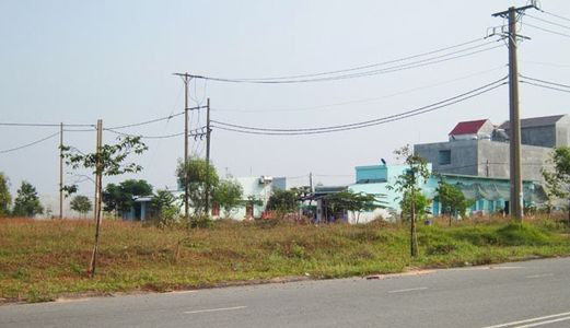 Đáo Hạn Ngân Hàng Sang Lỗ 150M2 Đất Thị  Xã Giá 400 Triệu Thổ Cư,shr