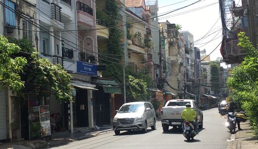 Nhà Mặt Tiền, Giá Mềm, Cần Bán Gấp Đường Nguyễn Kiệm, Phú Nhuận. Dt:52M2