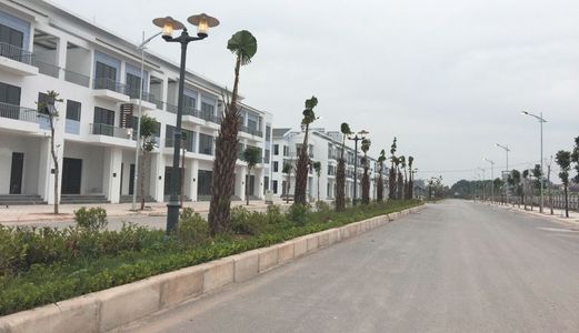 Giá Chỉ 850 Triệu/căn Nhà Phố Ngay Trung Tâm, 1 Trệt, 2 Lầu. Lh: 0933367703