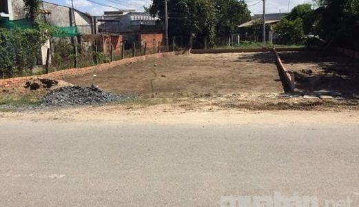 Cần Bán Lô Đất Ngay Tại Ngã Ba Mỹ Hạnh, Dt 100m2, Giá 280 Tr, Shr.