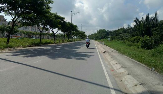 Cần Bán 1800M2 Đất Nhà Xưởng, Mặt Tiền Nguyễn Văn Tạo, Nhà Bè Giá Chỉ 15 Triệu/m2