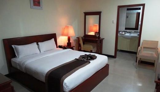 Bán Gấp Nhà Nguyễn Cảnh Dị, 78M2, 1 Trệt 3 Lầu, 8.5 Tỷ, Gần Sân Bay.