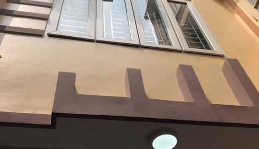 Bán Gấp Nhà Mới Đại La, Hai Bà Trưng, 41M2 X 5 Tầng, 3.4 Tỷ.