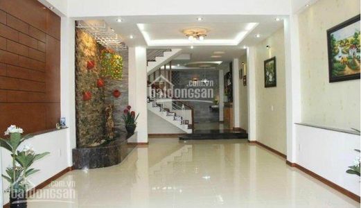Nhà 1 Trệt 2 Lầu 80M2, Trung Tâm Tp Bến Lức- Đối Diện Ngân Hàng Vietcombank
