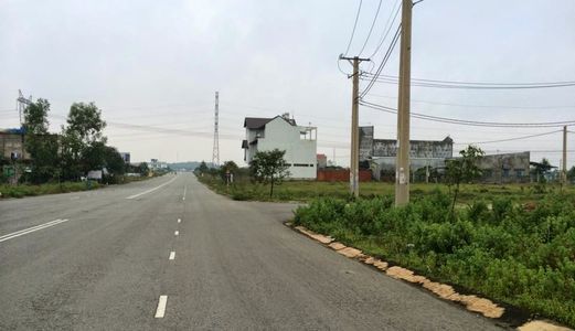 Sang Lỗ 125M2 Đất Mặt Tiền Đường Nhựa 25M Shr, Thổ Cư Ngay Trung Tâm Thị Xã Giá 320 Triệu