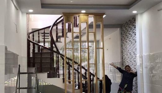 Bán Nhà Mặt Tiền Đường Trường Chinh 67m2 Chỉ 7.4 Tỷ.