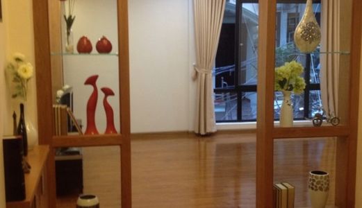 Bán Nhà Lô Góc, Kinh Doanh Nguyễn Chí Thanh, Đống Đa 46M2, Mặt Tiền 4.5M, Giá 6.3 Tỷ.