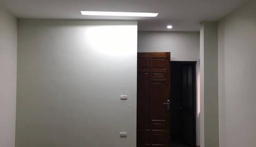 Bán Nhà Lô Góc Hào Nam Dt Gần 40m2, 5 Tầng, Mặt Tiền 3.5m, Giá Chỉ 4 Tỷ.