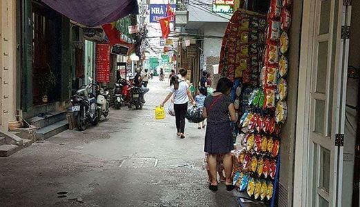 Bán Nhà 6 Tầng Mặt Phố Pháo Đài Láng 37m 6Tầng Giá 6.3 Tỷ.