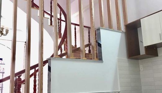 Nhà Nơ Trang Long  Diện Tích 4,25x10 2 Lầu Nở Hậu 5.25m