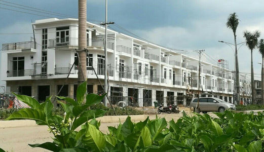 Cần Nhanh Bán Nhà Mặt Tiền Đường Rộng 12M