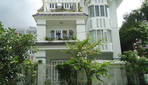 Bán Gấp Nhà 200M2 Khu Biệt Thự Vip Nguyễn Trọng Tuyển Tân Bình Giá 11,7 Tỷ