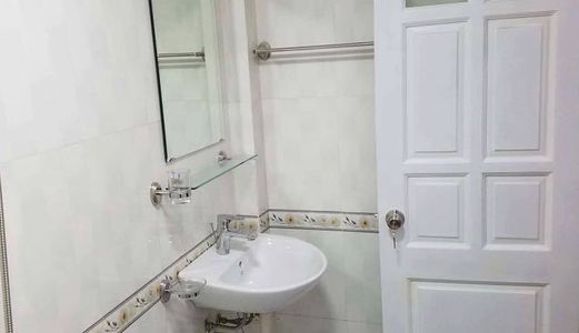 Bán Nhà Mới, Ở Luôn,  Bạch Mai, 34m2 X 5t, 2.8 Tỷ. Lh: 0967820118