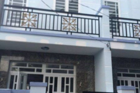 Bán Nhà Mặt Tiền Chợ Bến Lức, 1 Trệt 1 Lầu 1 Lửng, Sổ Hồng Riêng