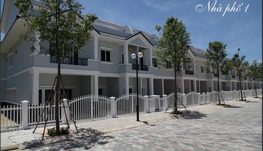 Kẹt Tiền Bán Gấp Căn Nhà 1Tret 2 Lau Ngay Chợ Bình Chánh