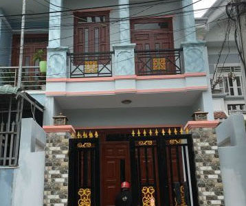 Bán Nhà 1 Trệt 1 Lầu, Diện Tích 4X14M, 3 Phòng Ngủ, 2 Wc Đường 10M