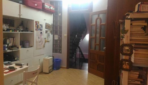 Bán Nhà Phân Lô Bộ Công An Ở Phố Nam Đồng Quận Đống Đa, 44M2, 5 Tầng Rất Đẹp, Ô Tô Đỗ Cửa, 8.9 Tỷ.