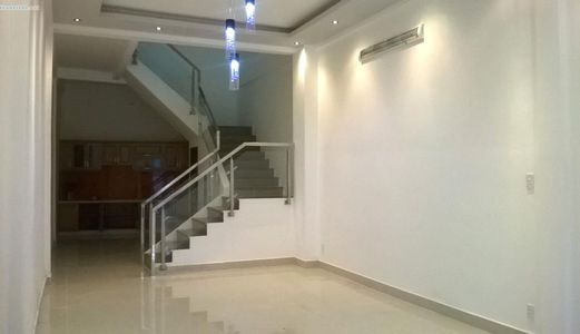 Mt Nam Quốc Cang, Quận 1, Dt: 8.2x23m, Xây 6 Tầng, Giá 68 Tỷ