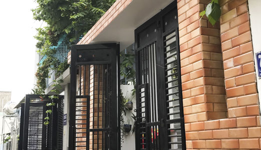 Nhà Mới Đ.Lê Văn Chí. P Thủ Đức. Dt: 59M2