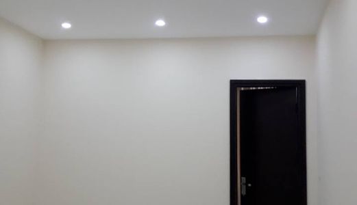 Bán Nhà Lạc Long Quân, Cầu Giấy 40M2X4 Tầng, Giá 4.7 Tỷ Kinh Doanh Được 