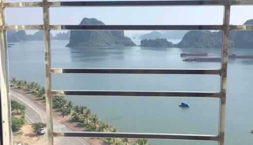 Bán Căn Hộ Chung Cư Thuộc Chung Cư Licogi 18.1 Tower Ở Cột 8, Hồng Hà Hạ Long-Hướng Thẳng Biển