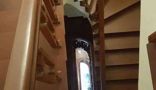 Bán Nhà 5 Tầng,56m2 Đường Nguyễn Văn Huyên, Giá 8.3 Tỷ.
