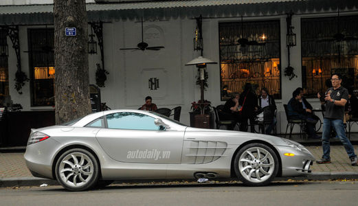 Bình 5M Cho Thuê 1300m2 Mặt Tiền 30m Đẳng Cấp Nhất  Quận Hoàn Kiếm.