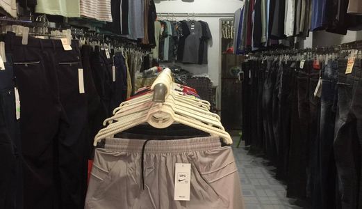 Cần Sang Lại Kiot Trung Tâm Chợ Phùng Khoang 18 M2 Giá 380 Triệu