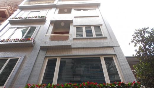 Bán Nhà Phân Lô Vị Trí Cực Đẹp, Khu Vip, 5 Tầng, Trung Liệt Giá 5 Tỷ.	