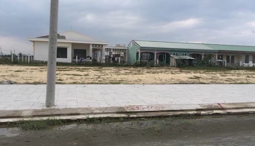 Đất 3 Mặt Tiền, Khu Ven Sông, Cạnh Biển, Đối Diện Hồ Đường 33M 