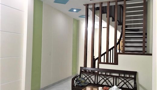 Bán Nhà Thái Hà Ngõ Thông Rộng 5 Tầng, 52M2, 5.2 Tỷ.