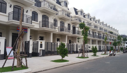 Bán Nhà Phố Lakeview City Quận 2