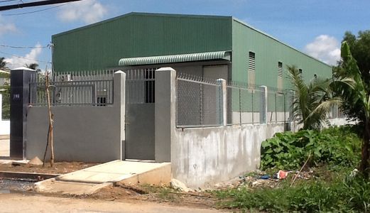 Bán Gấp 450M2 Đất Có Sẳn Kho,cách Hương Lộ 11 Chỉ 100M,ngang 15M,gần Kcn,shr