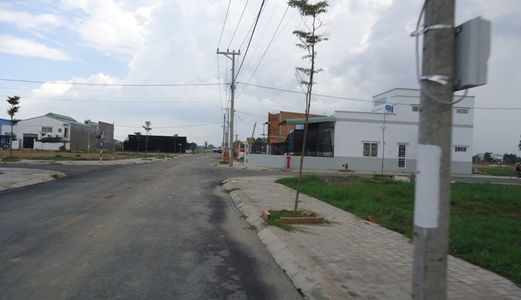 Lô 5x20. Mặt Tiền Đường. Thuận Lợi Kinh Doanh. Cho Thuê. Sổ Riêng. Quận 2