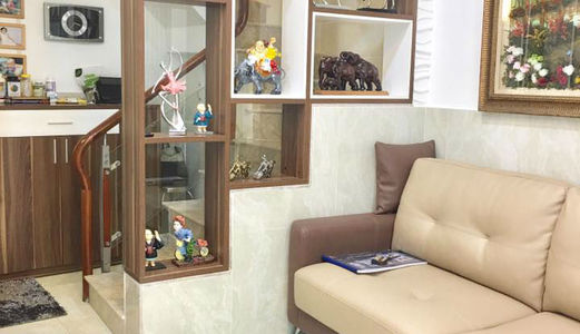 Nhà Lầu Hẻm Xe Hơi, Lý Chính Thắng, Quận 3, 2 Pn, 3,85 Tỷ.