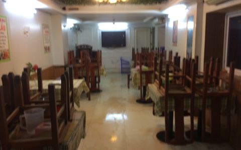 Cho Thuê Nhà Mặt Phố Đinh Tiên Hoàng– Quận Hoàn Kiếm: 60M2 X 3Tầng, Mt 4M, Giá...