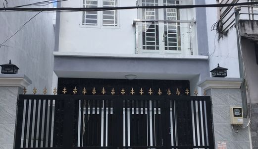 Bán Nhà Hẻm 1942 Dt 4.6X12.5M. Hướng  Nam Giá 2.25 Tỷ. Hẻm Xe Hơi .