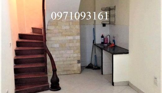 Bán Nhà Đẹp 4 Tầng, Ô Tô, Phân Lô Tôn Thất Tùng, Giá 2.35 Tỷ.