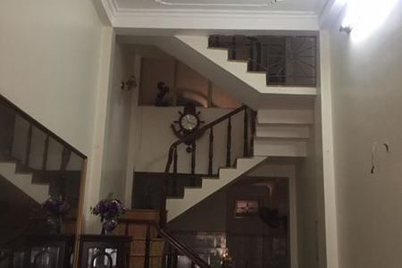 bán Nhà 2 Tầng + 1 Tum Xây Kiểu Tầng Lệch Thuộc Trung Tâm Phường Kỳ Bá Diện Tích= 40 M2 ( Cr =3M X