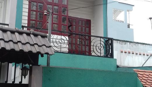 Nhà Mới 4M X 20M, 1T, 2L,  Hẻm 33 Trường Chinh, Q12. Giá 9Tr/th