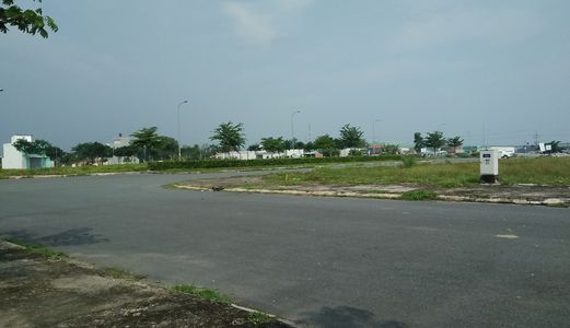 Bán Đất Ngay Mặt Tiền Đường Nguyễn Hữu Trí, Bình Chánh 