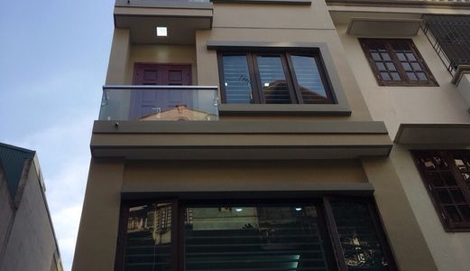 Tôi Bán Tòa Nhà 6 Tầng, 80M2, Hoàng Quốc Việt 16.8 Tỷ