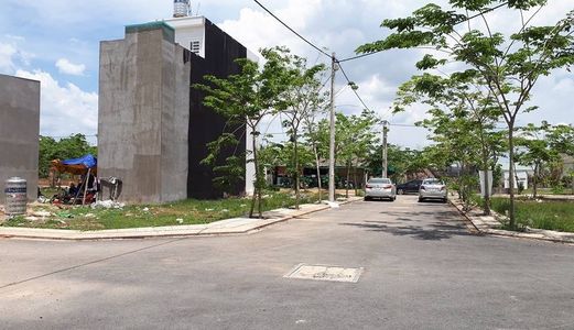 Bán Rẻ Lô Đất Có Sổ Hồng Ở Mặt Tiền Lò Lu Giá 37 Triệu Trên M2