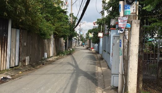 Bán Đất Diện Tích 4.5X18.5M. hướng Tây . Giá 2.65 Tỷ. Hẻm 1806 Huỳnh Tấn Phát